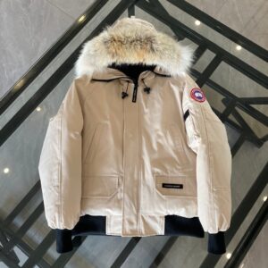 Canada Goose Chilliwack White/Red Label With Fur Down Jacket (01 Style Jacket)