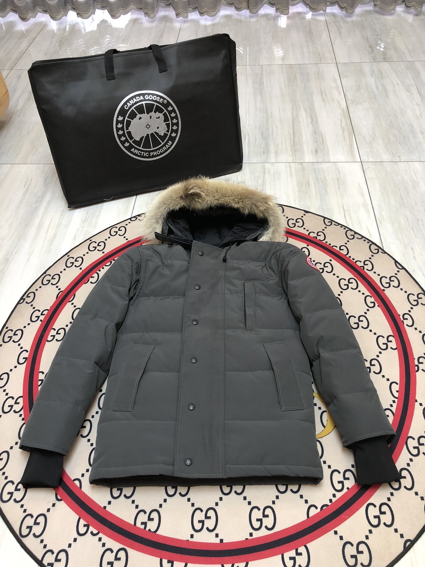 Canada Goose Carson Gray/Red Label With Fur Down Jacket (14 Style Jacket)