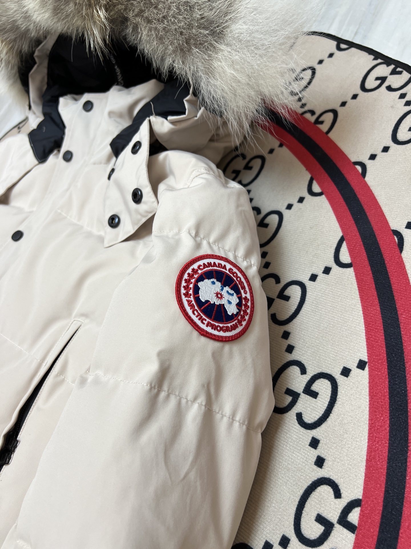 Canada Goose Wyndham Parka White/Red Label With Fur Down Jacket (29 Style Jacket) - Image 6
