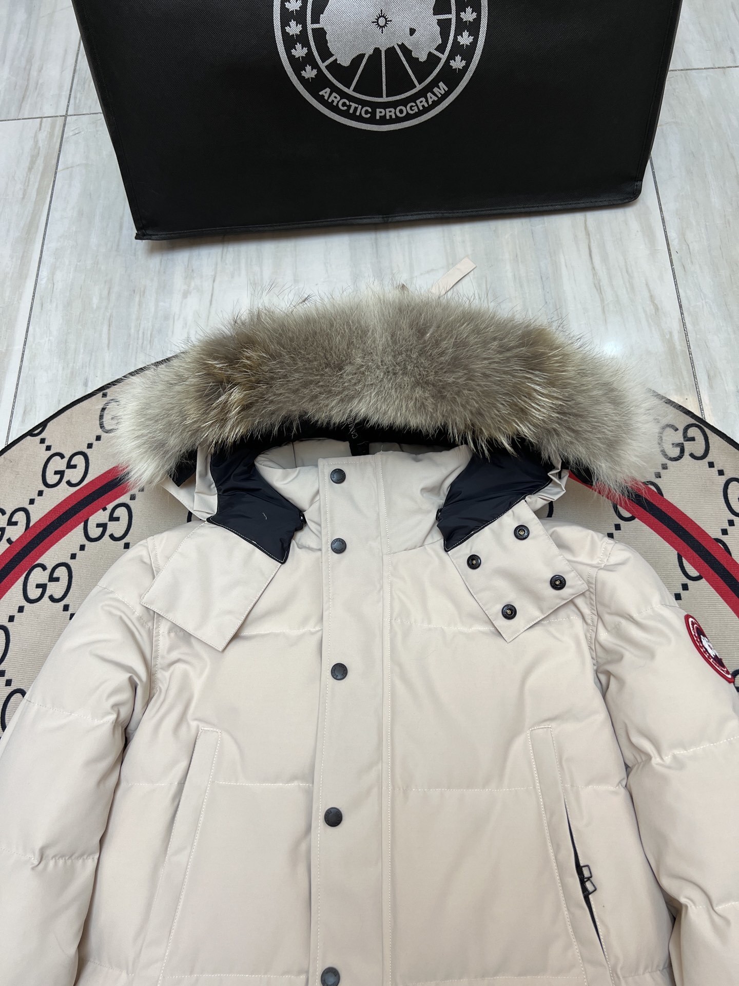 Canada Goose Wyndham Parka White/Red Label With Fur Down Jacket (29 Style Jacket) - Image 7